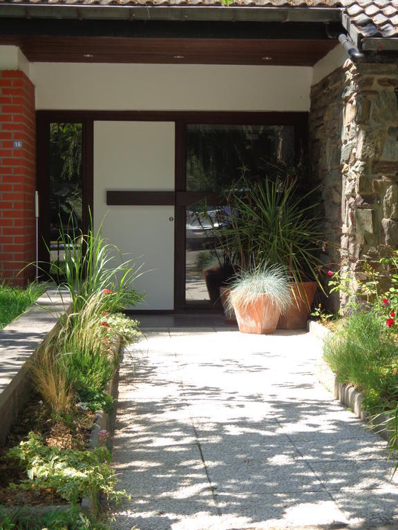 Green Hill Guest House And Apartment 오베리제 외부 사진